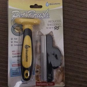 Pet brush